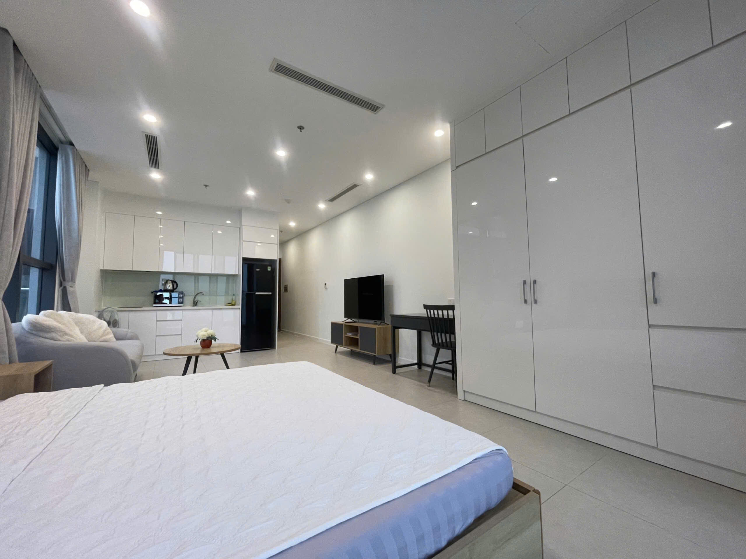 Scenia Bay Nha Trang Apartment for rent | Studio High view | 11 million